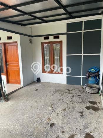 SEGERA MILIKI! Rumah area Cibaduyut, Bandung, LT 108m2m² Bangunan 90m2m² SEGERA MILIKI! Rumah area Cibaduyut, Bandung, LT 108m2m² Bangunan 90m2m²