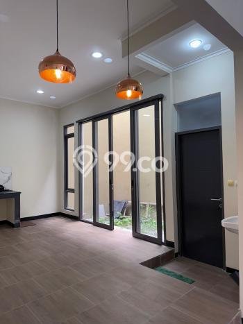Rumah Modern 2 KT di Taman Kopo Indah Bandung Unfurnished Rumah Modern 2 KT di Taman Kopo Indah Bandung Unfurnished