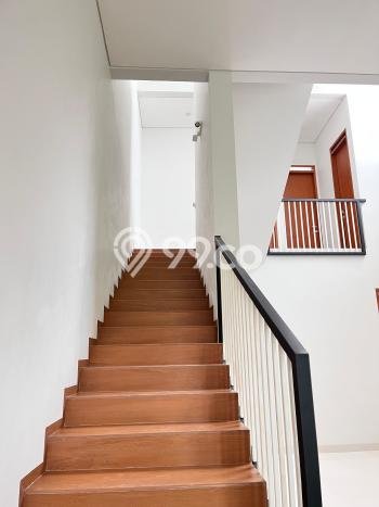 For Sale! Premium House LT 150m2 Desain Modern di Geger Kalong For Sale! Premium House LT 150m2 Desain Modern di Geger Kalong
