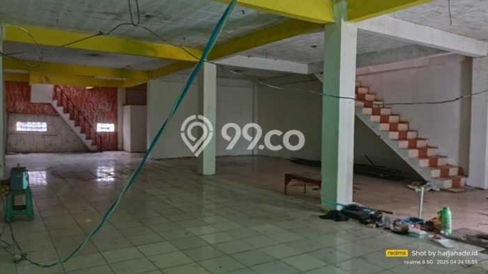 INVESTASI MENGUNTUNGKAN! Ruko Kawasan Rancaekek, Luas 420m2m², Kawasan Komersial INVESTASI MENGUNTUNGKAN! Ruko Kawasan Rancaekek, Luas 420m2m², Kawasan Komersial