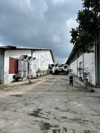 Gudang Kawasan Rancaekek, Luas 35000m2m², Jalan Utama, Area Ramai Gudang Kawasan Rancaekek, Luas 35000m2m², Jalan Utama, Area Ramai