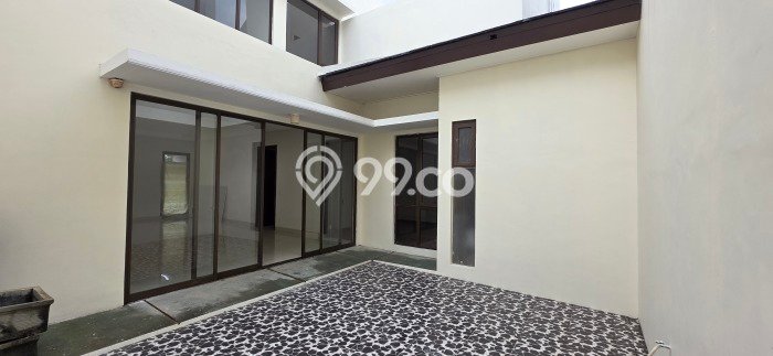 Dijual Rumah Premium dengan Fasilitas Sekitar Komplit di BSD, Tangerang Selatan Dijual Rumah Premium dengan Fasilitas Sekitar Komplit di BSD, Tangerang Selatan