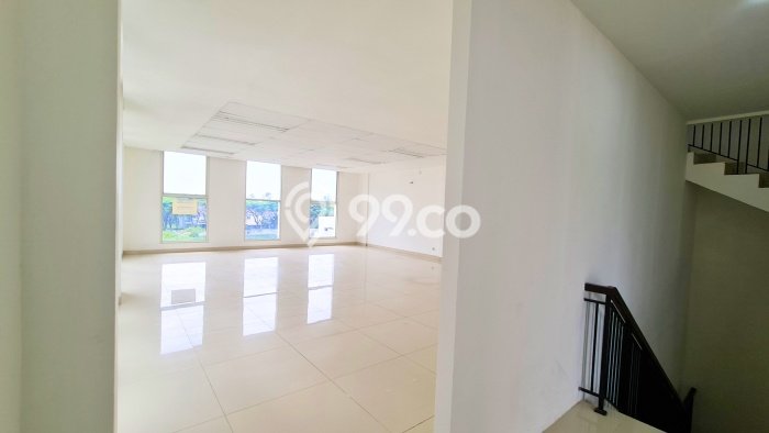 Ruko Bagus LT 155m2 LB 855m2 Dijual di BSD Tangerang Selatan Ruko Bagus LT 155m2 LB 855m2 Dijual di BSD Tangerang Selatan
