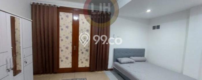 Rumah Kost Dijual di Palmerah, Jakarta Barat, Spesifikasi 16 KT, 16 KM, 326m2 Rumah Kost Dijual di Palmerah, Jakarta Barat, Spesifikasi 16 KT, 16 KM, 326m2
