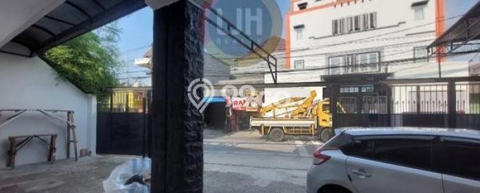 Rumah Kost Dijual di Palmerah, Jakarta Barat, Spesifikasi 16 KT, 16 KM, 326m2 Rumah Kost Dijual di Palmerah, Jakarta Barat, Spesifikasi 16 KT, 16 KM, 326m2