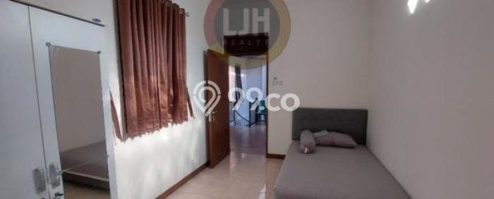 Rumah Kost Dijual di Palmerah, Jakarta Barat, Spesifikasi 16 KT, 16 KM, 326m2 Rumah Kost Dijual di Palmerah, Jakarta Barat, Spesifikasi 16 KT, 16 KM, 326m2