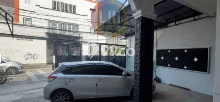 Rumah Kost Dijual di Palmerah, Jakarta Barat, Spesifikasi 16 KT, 16 KM, 326m2 Rumah Kost Dijual di Palmerah, Jakarta Barat, Spesifikasi 16 KT, 16 KM, 326m2