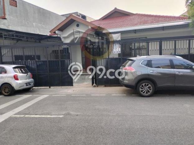 Rumah Kost Dijual di Palmerah, Jakarta Barat, Spesifikasi 16 KT, 16 KM, 326m2 Rumah Kost Dijual di Palmerah, Jakarta Barat, Spesifikasi 16 KT, 16 KM, 326m2