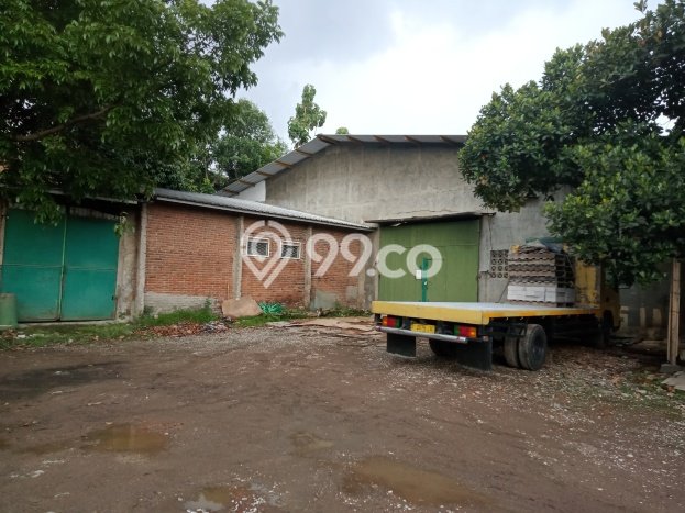 Gudang Disewa di Bandung dengan LB 500m2 Area Komersial Ramai Gudang Disewa di Bandung dengan LB 500m2 Area Komersial Ramai