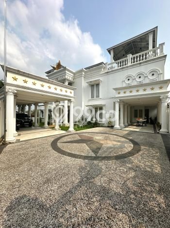 Rumah Disewakan Jakarta Selatan LT 450m2 LB 600m2 Kawasan Pondok Labu Rumah Disewakan Jakarta Selatan LT 450m2 LB 600m2 Kawasan Pondok Labu