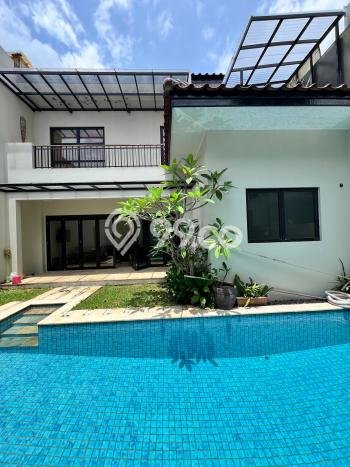 Ready to Use! Luxury House LT 260m2 Desain Modern di Kebagusan Ready to Use! Luxury House LT 260m2 Desain Modern di Kebagusan