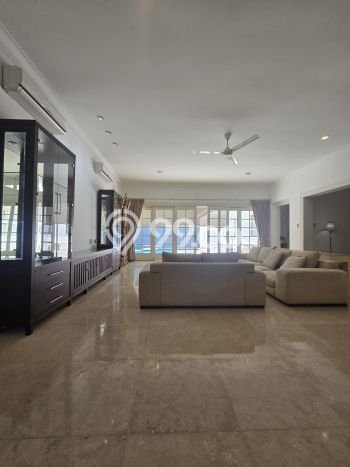 Sewa Rumah Nyaman LT 600m2 / LB 450m2 di Kemang, Jakarta Selatan Sewa Rumah Nyaman LT 600m2 / LB 450m2 di Kemang, Jakarta Selatan