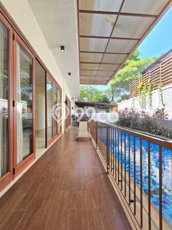 Rumah Sewa Jakarta Selatan LT 290m2 LB 260m2 Kawasan Ampera Rumah Sewa Jakarta Selatan LT 290m2 LB 260m2 Kawasan Ampera