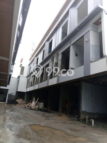 Jual Rumah Eksklusif 3 KT di Setiabudi, Jakarta Selatan Jual Rumah Eksklusif 3 KT di Setiabudi, Jakarta Selatan