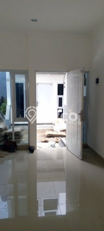 For Sale Hunian Rumah Terawat 2 Kamar di Sunter, Jakarta Utara For Sale Hunian Rumah Terawat 2 Kamar di Sunter, Jakarta Utara
