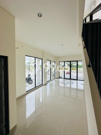 Ruko Disewa di Tangerang dengan LB 127m2 Area Komersial Ramai Ruko Disewa di Tangerang dengan LB 127m2 Area Komersial Ramai