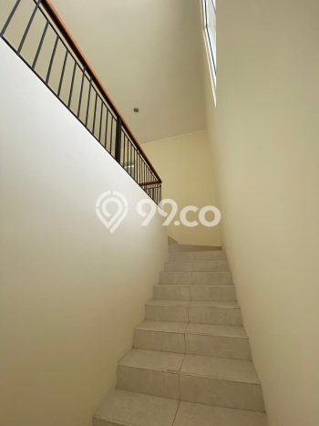 Jarang Ada! Rumah Sewa 4 Kamar Bagus Siap Huni BSD Jarang Ada! Rumah Sewa 4 Kamar Bagus Siap Huni BSD