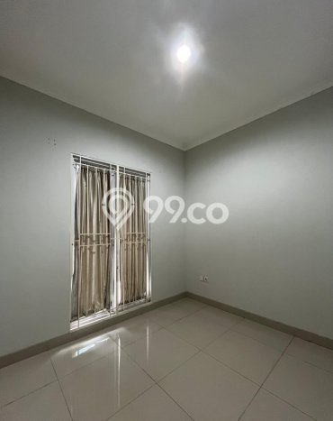 Disewakan! Rumah 3 Kamar Tidur &
2 Kamar Mandi di Gading Serpong, Tangerang Disewakan! Rumah 3 Kamar Tidur &
2 Kamar Mandi di Gading Serpong, Tangerang