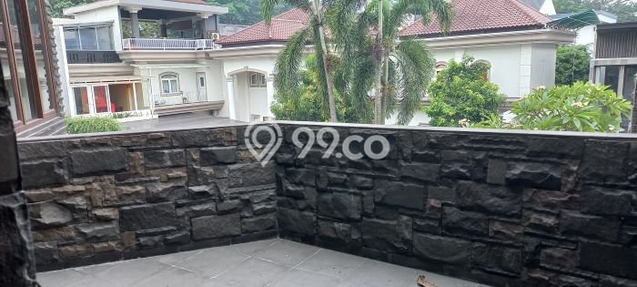 Hunian Eksklusif Siap Huni LT 700m2 di Serpong, Tangerang Selatan Hunian Eksklusif Siap Huni LT 700m2 di Serpong, Tangerang Selatan
