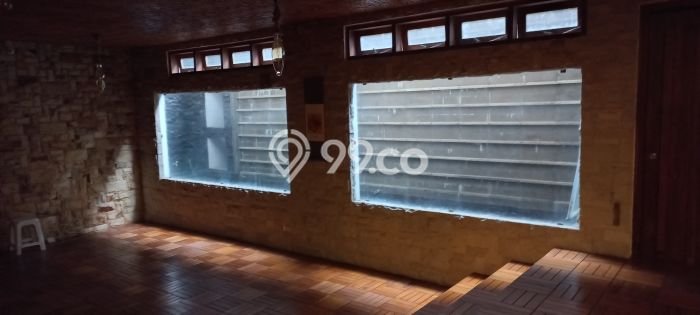 Hunian Eksklusif Siap Huni LT 700m2 di Serpong, Tangerang Selatan Hunian Eksklusif Siap Huni LT 700m2 di Serpong, Tangerang Selatan