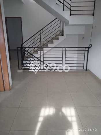 Disewakan Rumah Harga Terjangkau di Tomang Jakarta Barat dengan 5 KT Disewakan Rumah Harga Terjangkau di Tomang Jakarta Barat dengan 5 KT