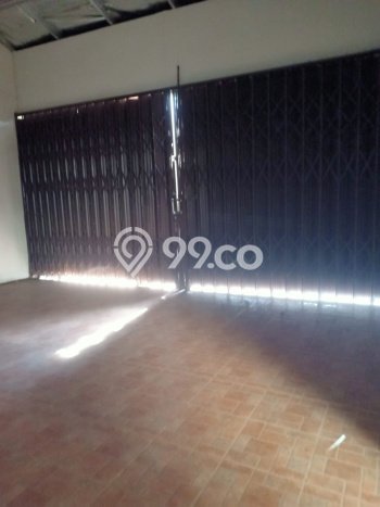 UNIT LANGKA! Rumah kawasan Puri Indah, 4 KT, Pemandangan Indah, Luas 200m² Bangunan 300m² UNIT LANGKA! Rumah kawasan Puri Indah, 4 KT, Pemandangan Indah, Luas 200m² Bangunan 300m²