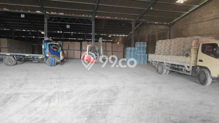 Gudang Siap Pakai Kawasan Daan Mogot, Luas 2880m2m², Lokasi Komersial, Akses Bagus Gudang Siap Pakai Kawasan Daan Mogot, Luas 2880m2m², Lokasi Komersial, Akses Bagus