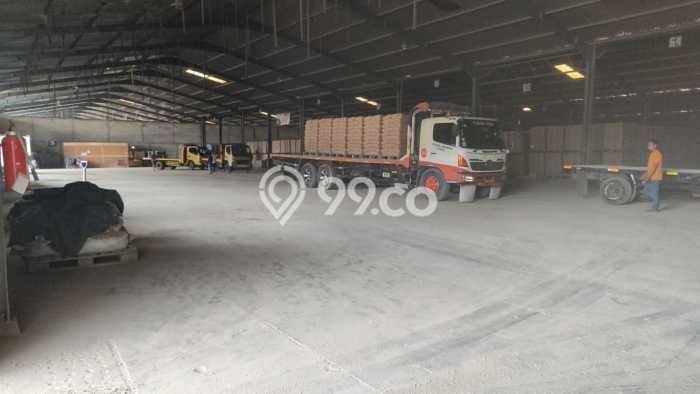Gudang Siap Pakai Kawasan Daan Mogot, Luas 2880m2m², Lokasi Komersial, Akses Bagus Gudang Siap Pakai Kawasan Daan Mogot, Luas 2880m2m², Lokasi Komersial, Akses Bagus