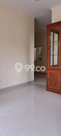 Rumah Elit Modern Siap Huni di Gading Serpong Tangerang Rumah Elit Modern Siap Huni di Gading Serpong Tangerang