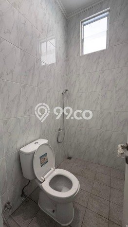 Jual Rumah Eksklusif 2 KT di Gading Serpong, Tangerang Jual Rumah Eksklusif 2 KT di Gading Serpong, Tangerang