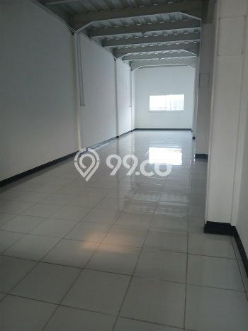 Ruko Disewa di Bekasi dengan LB 130m2 Area Komersial Ramai Ruko Disewa di Bekasi dengan LB 130m2 Area Komersial Ramai