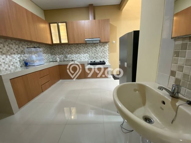 BEST PRICE! Rumah di Jatibening, Dekat Fasilitas, 5 KT, Luas 168m2m² LB 280m2m² BEST PRICE! Rumah di Jatibening, Dekat Fasilitas, 5 KT, Luas 168m2m² LB 280m2m²
