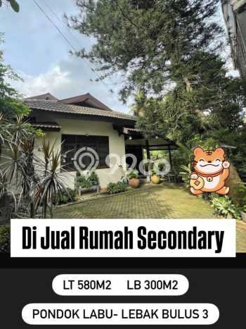 Rumah Elit Modern Tanpa Renovasi di Lebak Bulus Jakarta Selatan Rumah Elit Modern Tanpa Renovasi di Lebak Bulus Jakarta Selatan