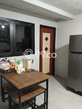 Rumah Strategis dengan Luas Tanah 100m2m² di Lokasi , Semarang Rumah Strategis dengan Luas Tanah 100m2m² di Lokasi , Semarang