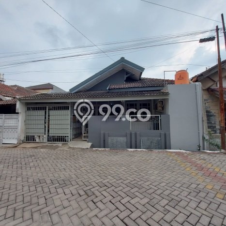 Rumah Modern 3 KT di Tanah Mas Semarang Semi Furnished Rumah Modern 3 KT di Tanah Mas Semarang Semi Furnished