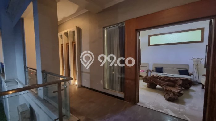 Lokasi Strategis! Dijual Ruko Bisnis di Semarang Tengah, Semarang Kondisi Baik Lokasi Strategis! Dijual Ruko Bisnis di Semarang Tengah, Semarang Kondisi Baik