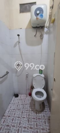 Rumah Strategis Modern Lb 184m2 di Semarang Tengah, Semarang Rumah Strategis Modern Lb 184m2 di Semarang Tengah, Semarang