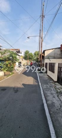 Rumah Strategis Modern Lb 184m2 di Semarang Tengah, Semarang Rumah Strategis Modern Lb 184m2 di Semarang Tengah, Semarang