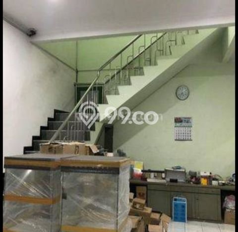 Gudang Dijual di Semarang Tengah Semarang dengan Luas Bangunan 450m2 Gudang Dijual di Semarang Tengah Semarang dengan Luas Bangunan 450m2