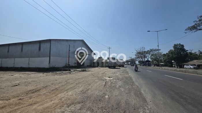 Unit Gudang Disewa Lokasi Kaliwungu, Kendal Spesifikasi Luas Bangunan 750m2 Unit Gudang Disewa Lokasi Kaliwungu, Kendal Spesifikasi Luas Bangunan 750m2