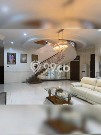 Rumah Elit LB 800m2 Siap Huni Desain Elegan di Bukit Sari, Semarang Rumah Elit LB 800m2 Siap Huni Desain Elegan di Bukit Sari, Semarang