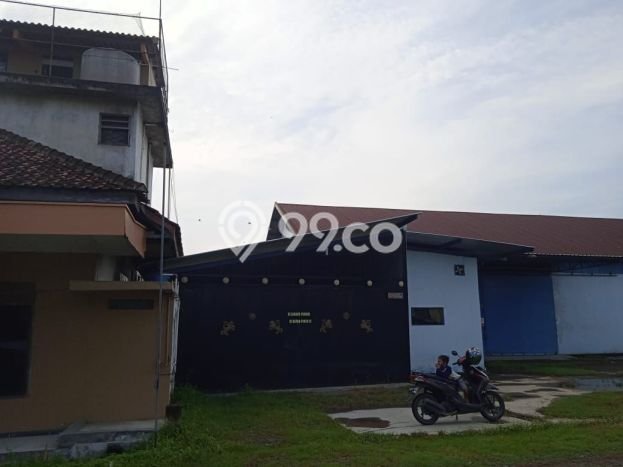 Unit Pabrik Dijual di Sragen Sragen Luas Tanah 12m2, Luas Bangunan 3000m2 Unit Pabrik Dijual di Sragen Sragen Luas Tanah 12m2, Luas Bangunan 3000m2