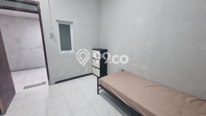 Rumah di Semarang Utara, 3 KT, Lingkungan Berkembang Rumah di Semarang Utara, 3 KT, Lingkungan Berkembang