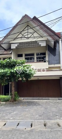 KEUNTUNGAN BERLIPAT! Ruko di , Luas 330m2m², Posisi Mainroad KEUNTUNGAN BERLIPAT! Ruko di , Luas 330m2m², Posisi Mainroad