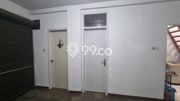 Dijual Rumah Premium dengan Fasilitas Sekitar Lengkap di Semarang Tengah, Semarang Dijual Rumah Premium dengan Fasilitas Sekitar Lengkap di Semarang Tengah, Semarang