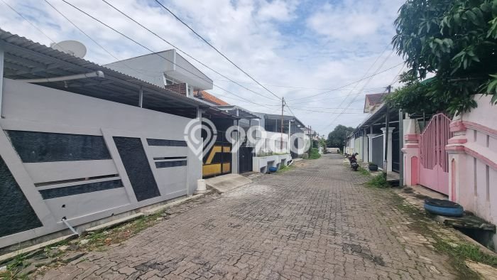Rumah di Semarang Utara, 3 KT, Lingkungan Berkembang Rumah di Semarang Utara, 3 KT, Lingkungan Berkembang
