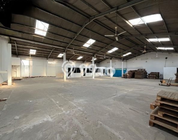 Unit Gudang Paling Strategis di Semarang Utara Semarang dengan LB 575m2 Unit Gudang Paling Strategis di Semarang Utara Semarang dengan LB 575m2