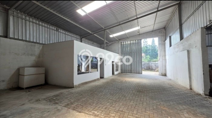 Gudang untuk Disewa di Pusat Semarang Luas Bangunan 264m2 Gudang untuk Disewa di Pusat Semarang Luas Bangunan 264m2