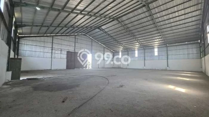 Unit Gudang Disewa Lokasi Kaliwungu, Kendal Spesifikasi Luas Bangunan 750m2 Unit Gudang Disewa Lokasi Kaliwungu, Kendal Spesifikasi Luas Bangunan 750m2