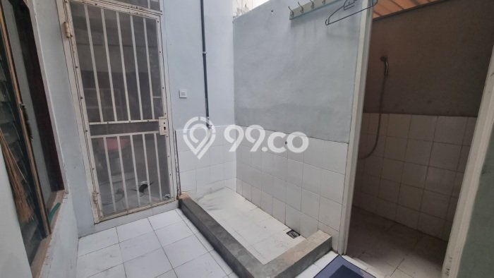 Rumah di Semarang Utara, 3 KT, Lingkungan Berkembang Rumah di Semarang Utara, 3 KT, Lingkungan Berkembang